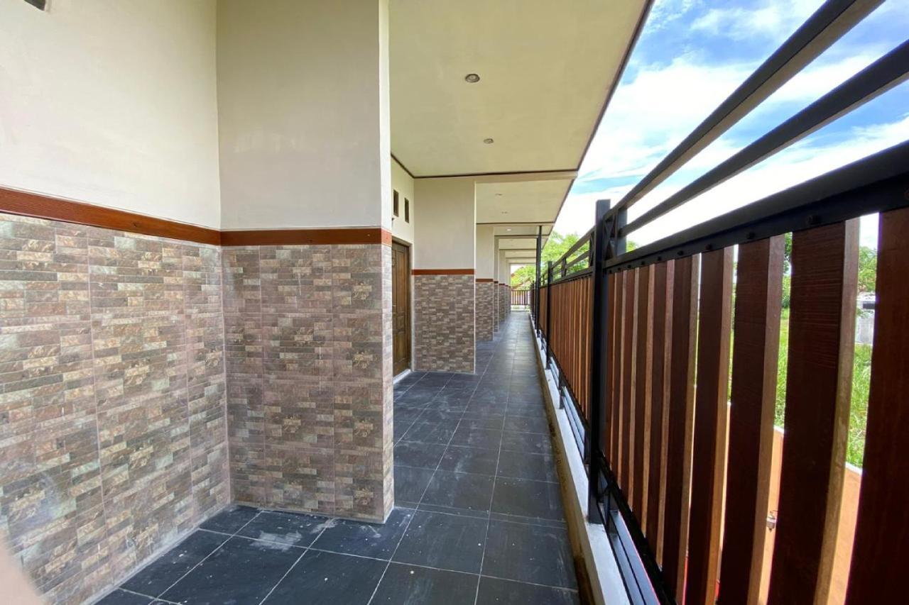 Reddoorz Near Mojokerto Train Station酒店 外观 照片