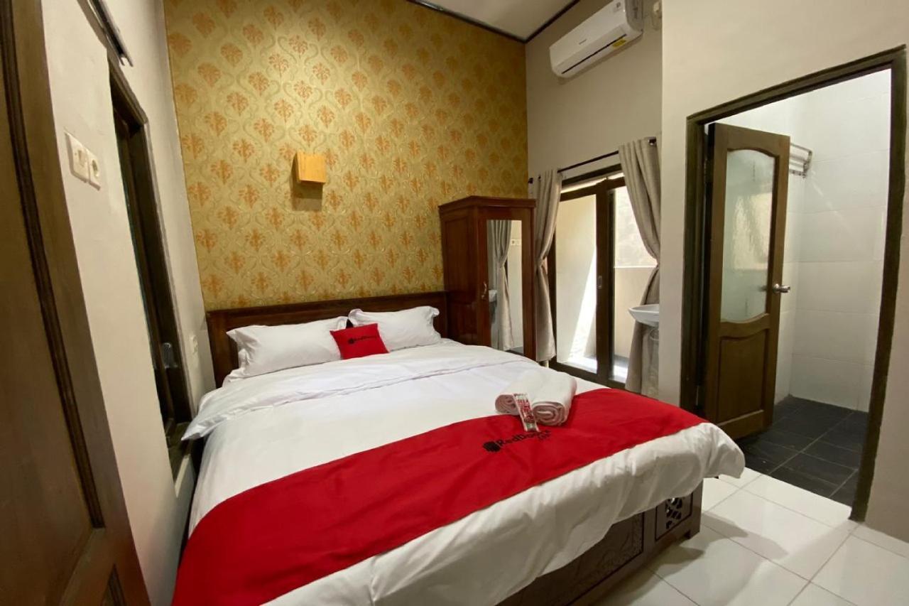 Reddoorz Near Mojokerto Train Station酒店 外观 照片
