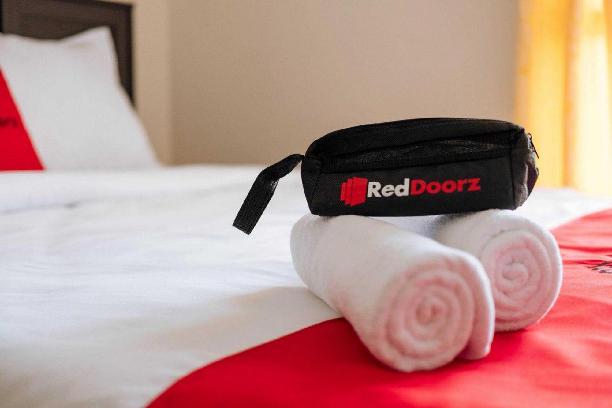 Reddoorz Near Mojokerto Train Station酒店 外观 照片